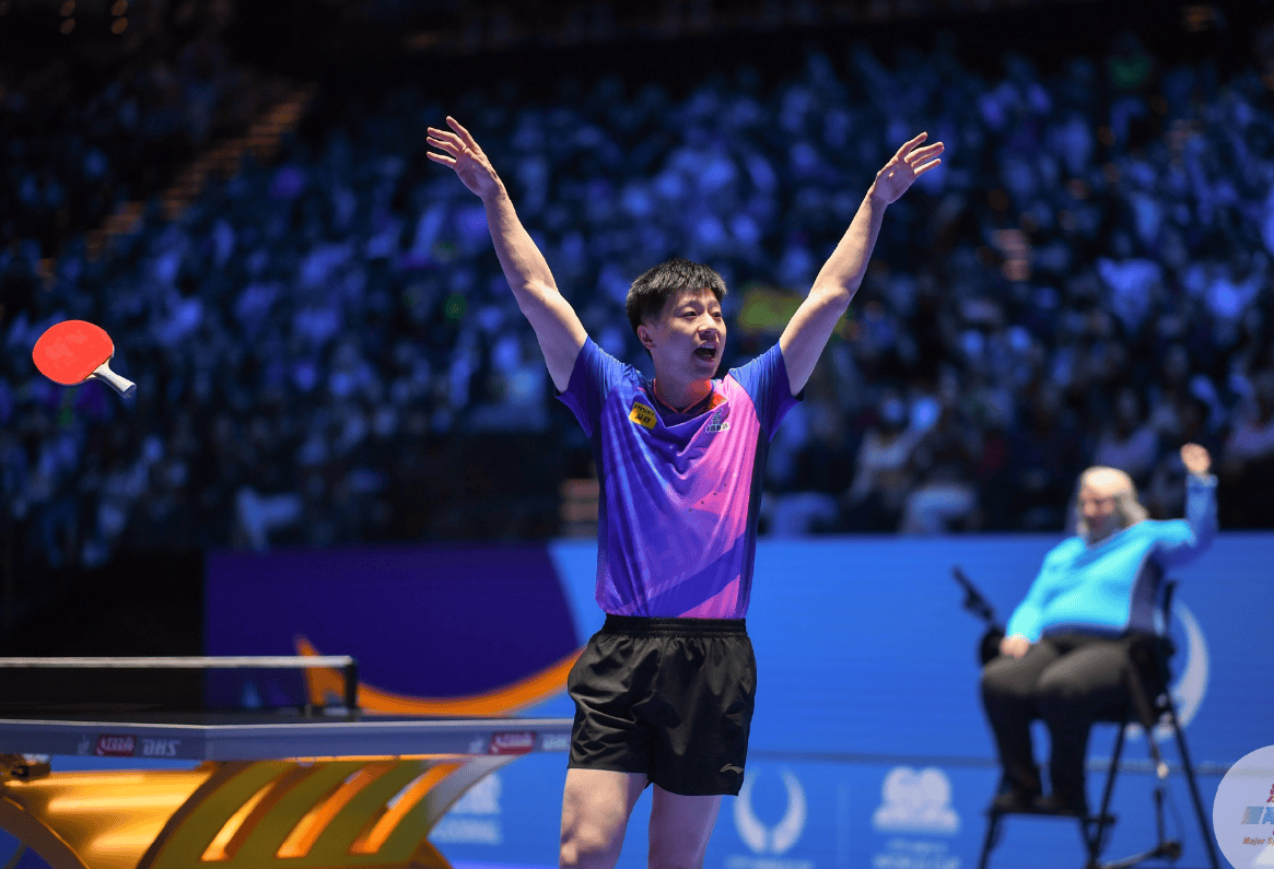 国乒凯旋抵京!陈梦形象变样美出新高度,孙颖莎素装,王曼昱简约