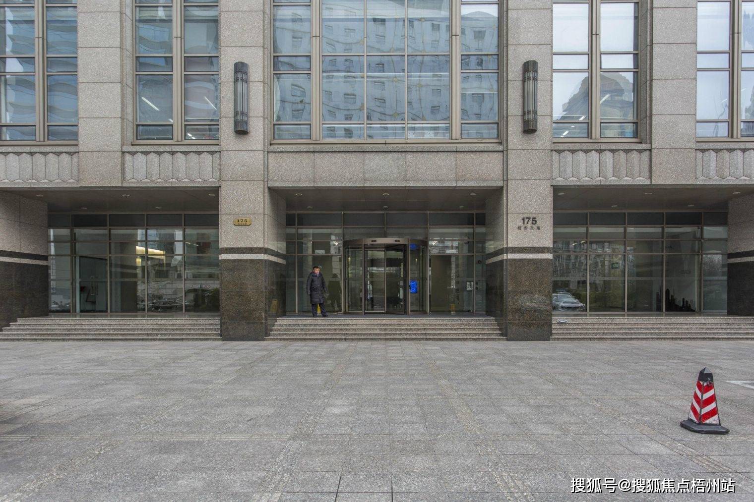 2024年上海旺角广场的优缺点分析,合不合适租?【预约通道】_商业_项目