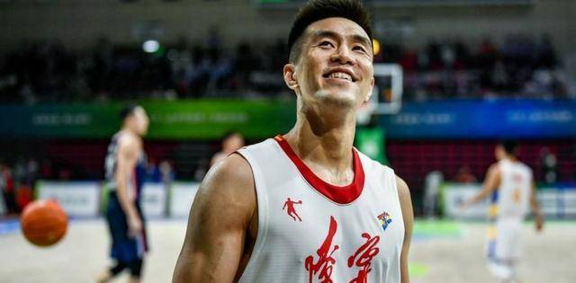 ""郭艾伦展现出真实的善意和关怀.""无论场上场下