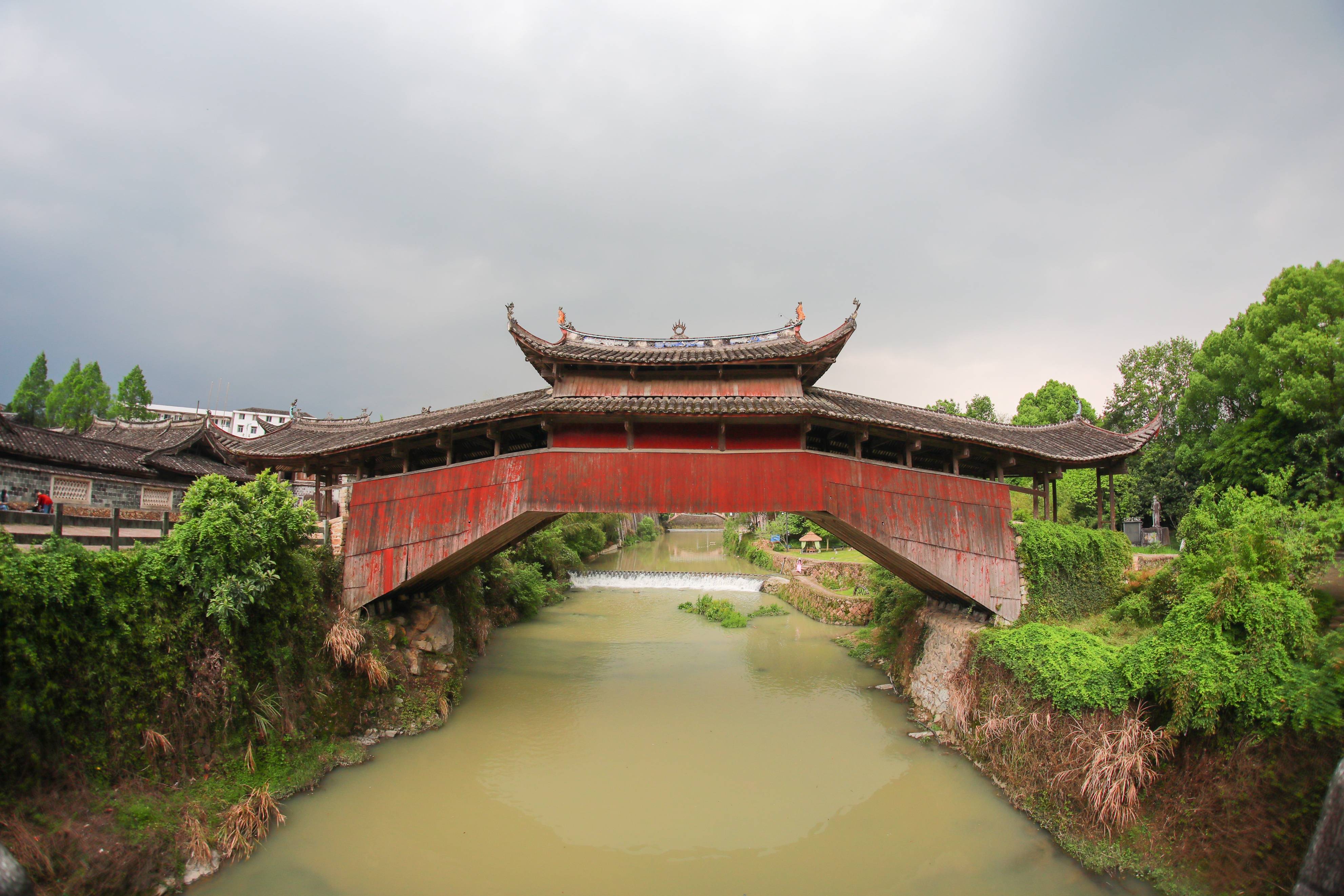 在温州泰顺,看廊桥,泡氡泉,细品旅途中的美好