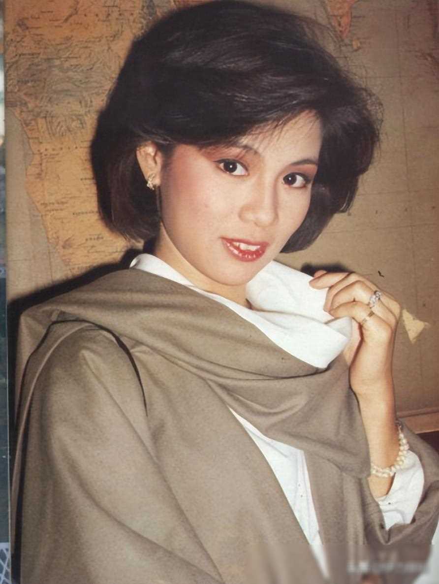 "退圈背后真相:熟知三位已故明星"