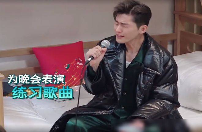 穿着10分钟就被刘涛吐槽三次,张翰妥妥地成为"反面教材"