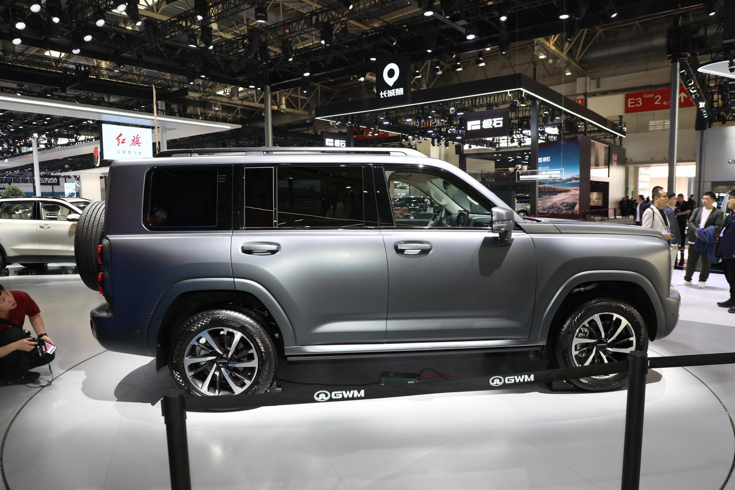 长城奇瑞展台现猛将:新瑞虎8带新造型来,哈弗两款经典车大换代