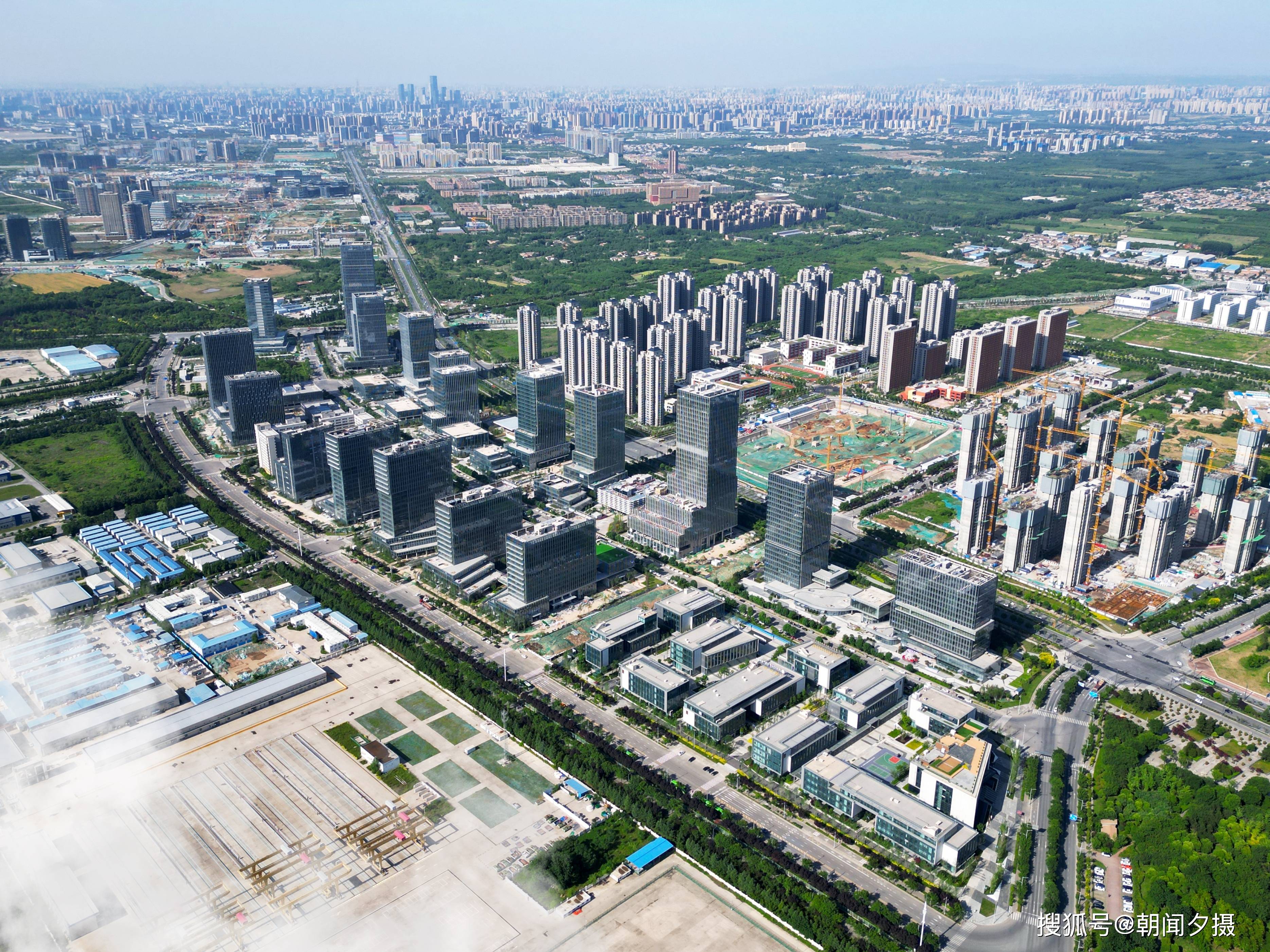 走进西安高新三期建设现场,未来之瞳大剧院内景曝光_创新中心_公司_雷达