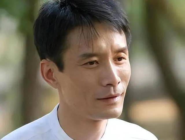 其貌不扬却能娶江珊为妻,已经54岁的田小洁到底有何魅力?