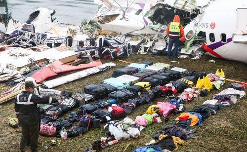 员错按一个按钮,导致飞机爆炸解体,264名乘客因此丧命_培训_华航_空难