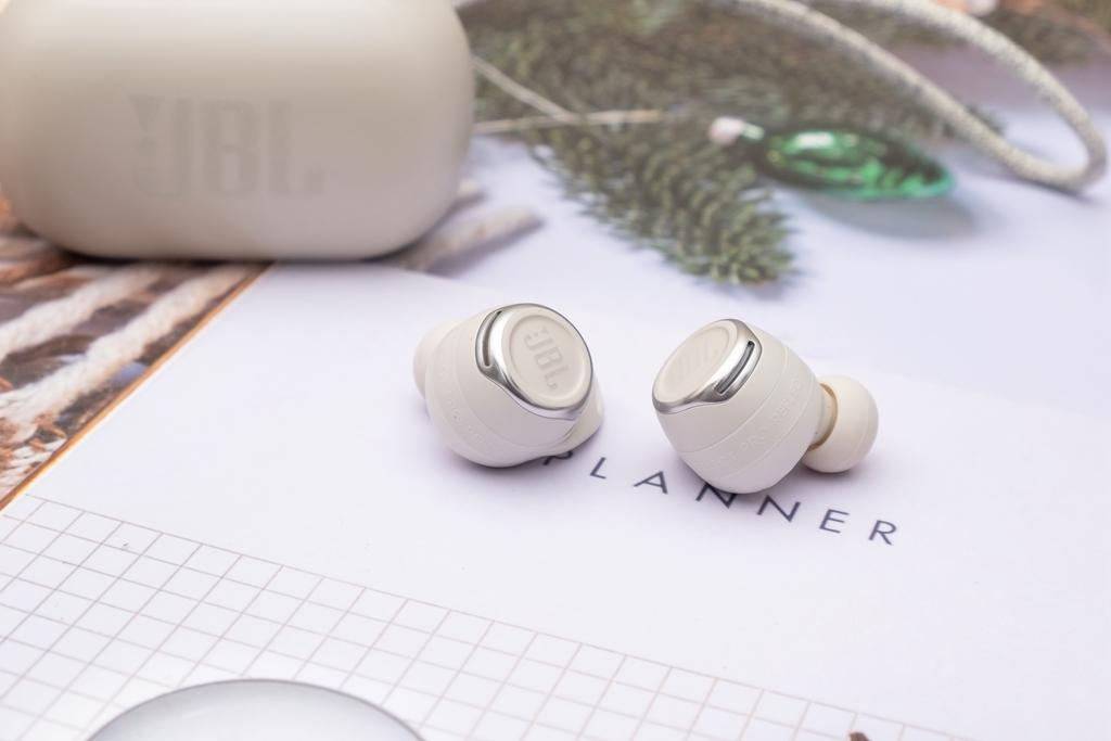 什么样的耳机更适合运动时佩戴？公认口碑最好的五款运动耳机