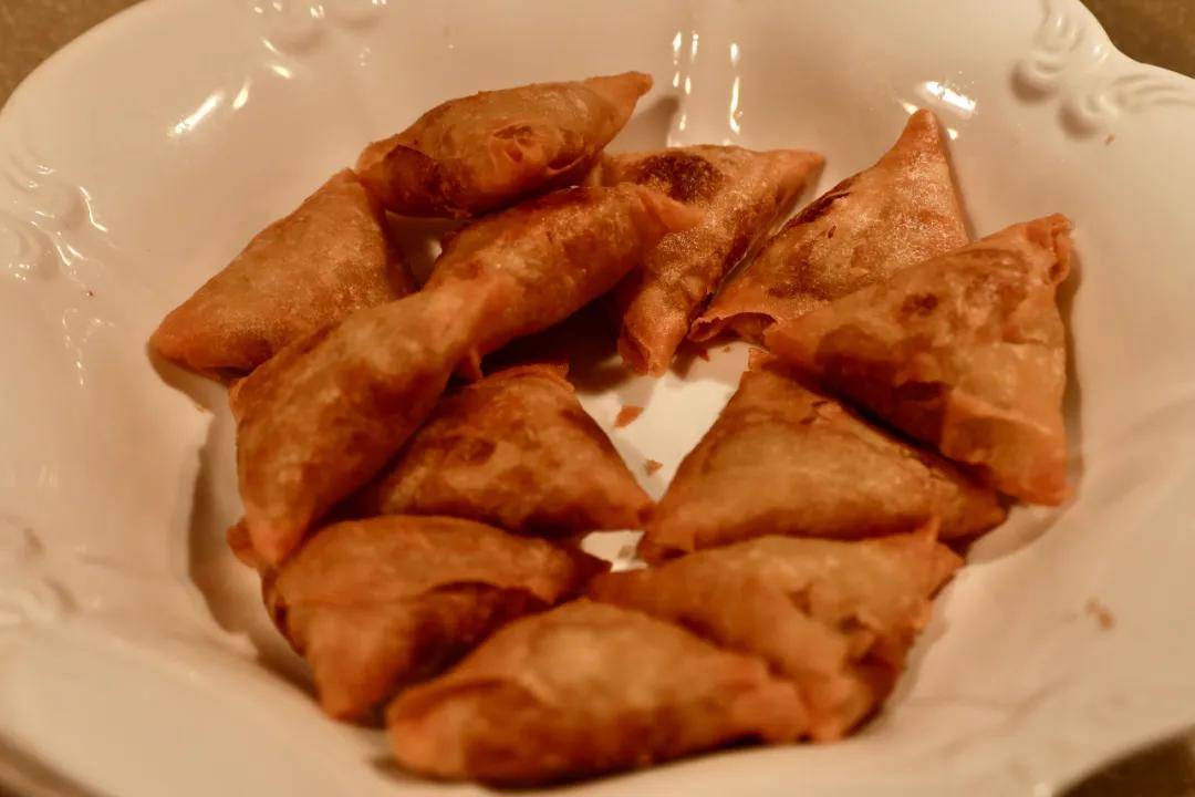 鲜甜海南鸡饭,开胃冬阴功汤,越南春卷.