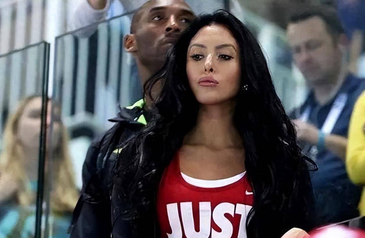 身材依旧火爆,赶赴科比目前庆生,42岁的瓦妮莎还是如此滋润