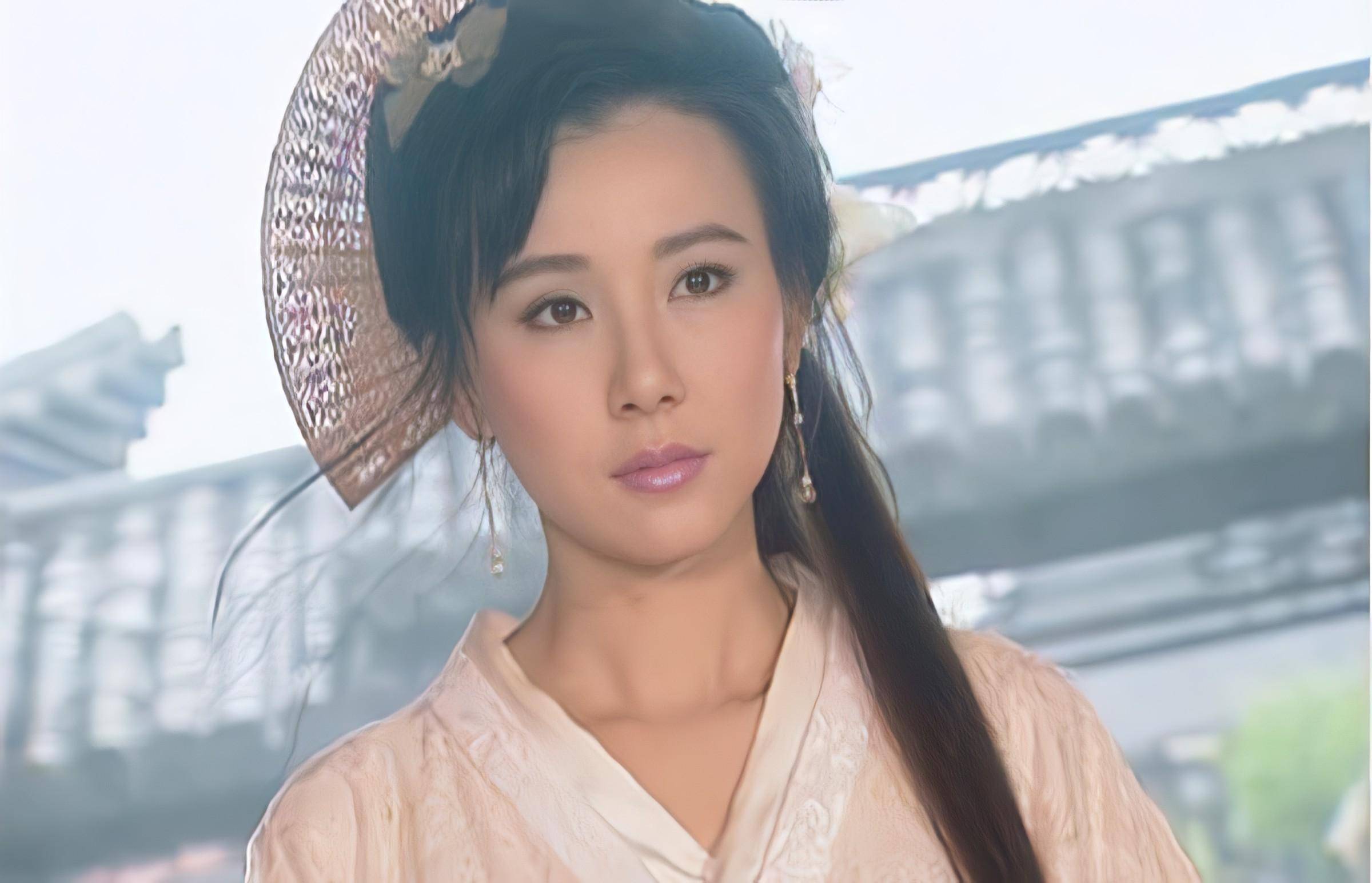 李寻欢将她送给了大哥,儿子又和闺蜜厮混,林诗音一生让人心疼