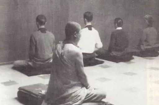宣化上人:坐禅要有忍力
