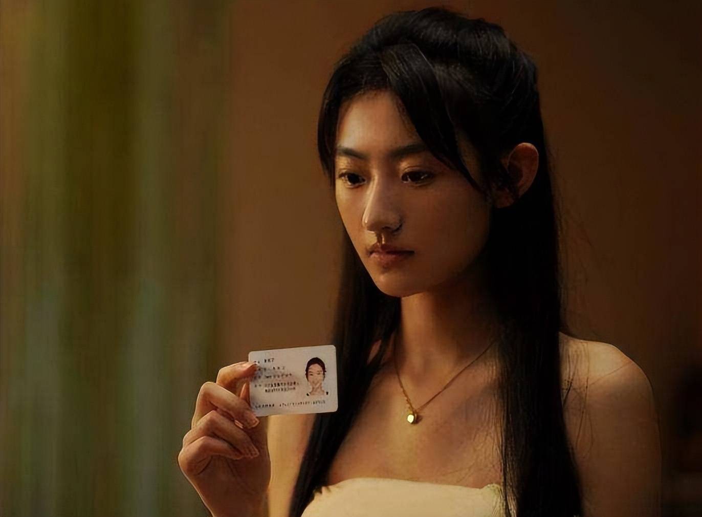 跟看到自己学生时代喜欢的校花堕入风尘当小姐的感觉应该没什么两样