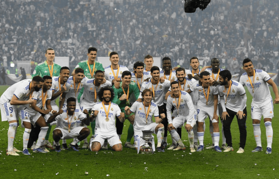 8周三竞彩足球推荐:新一代银河战舰碰上风雨飘摇红色拜仁会擦出怎样