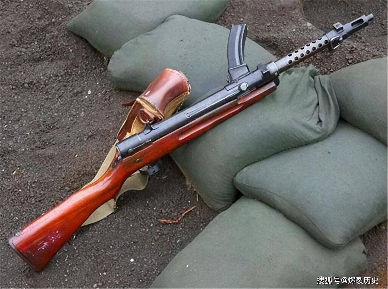抗战日军武器——冲锋枪篇,让日本人心疼又肉疼的奢侈装备
