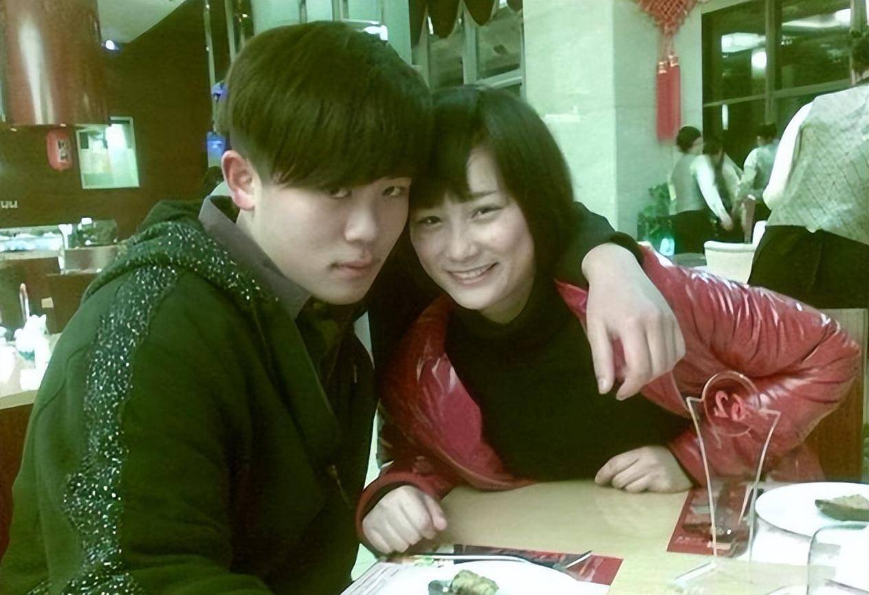 12年前,那个被"官二代"求爱不成反泼汽油的女孩周岩,现状如何