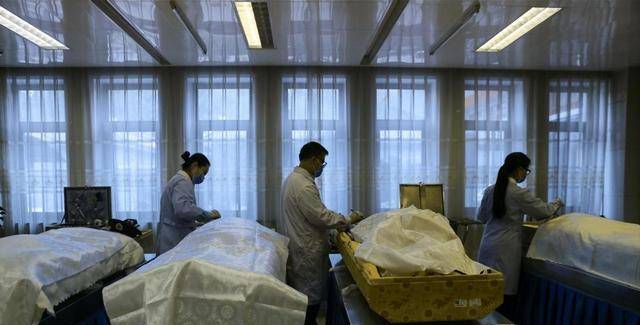 "死不起"的中国人!为何会出现"天价殡葬费"?问题出在谁身上