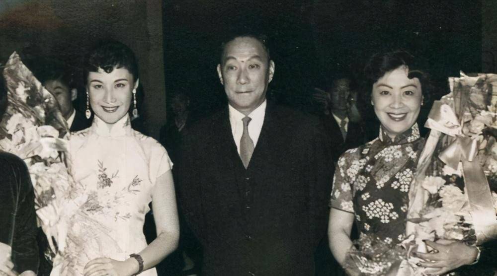 京剧名伶言慧珠:三段婚姻,三次自杀,47岁悬梁自尽无人救她