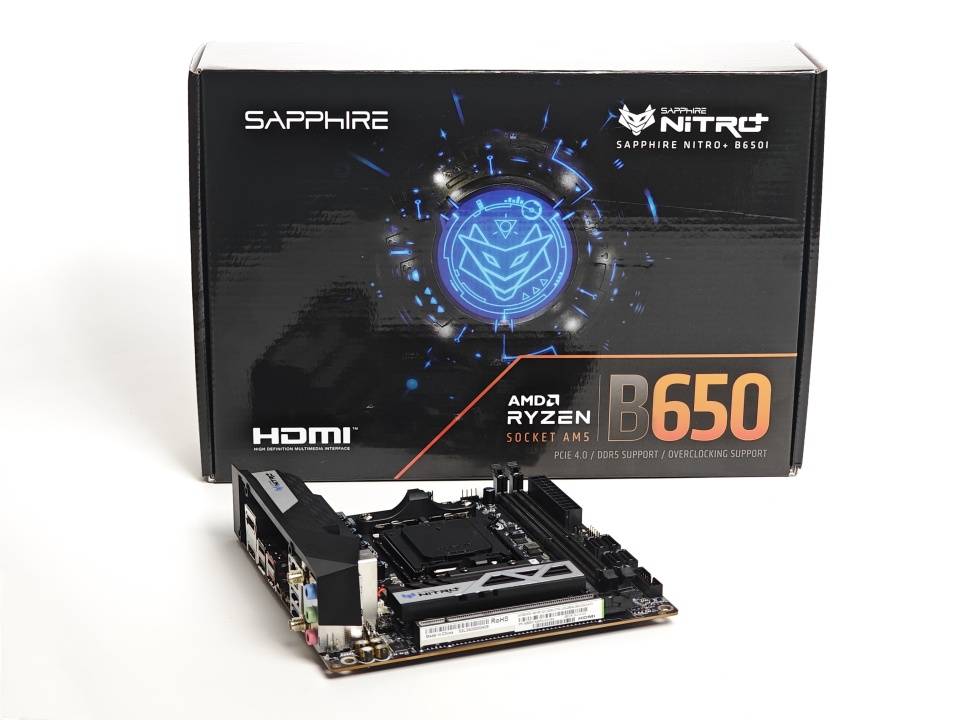 蓝宝石NITRO+B650I WIFI超白金主板实测：体积小巧，用料考究，性能给力！