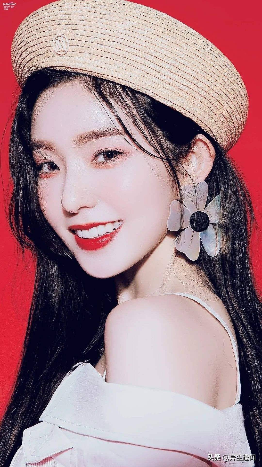 自2014年出道以来,便凭着高冷神颜获封最强门面的irene,因2020年被