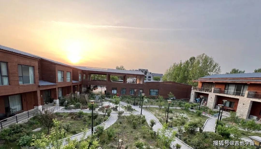 欢迎做客周窝音乐小镇~魔菇音乐新基地&吉他中国博物馆欢迎您