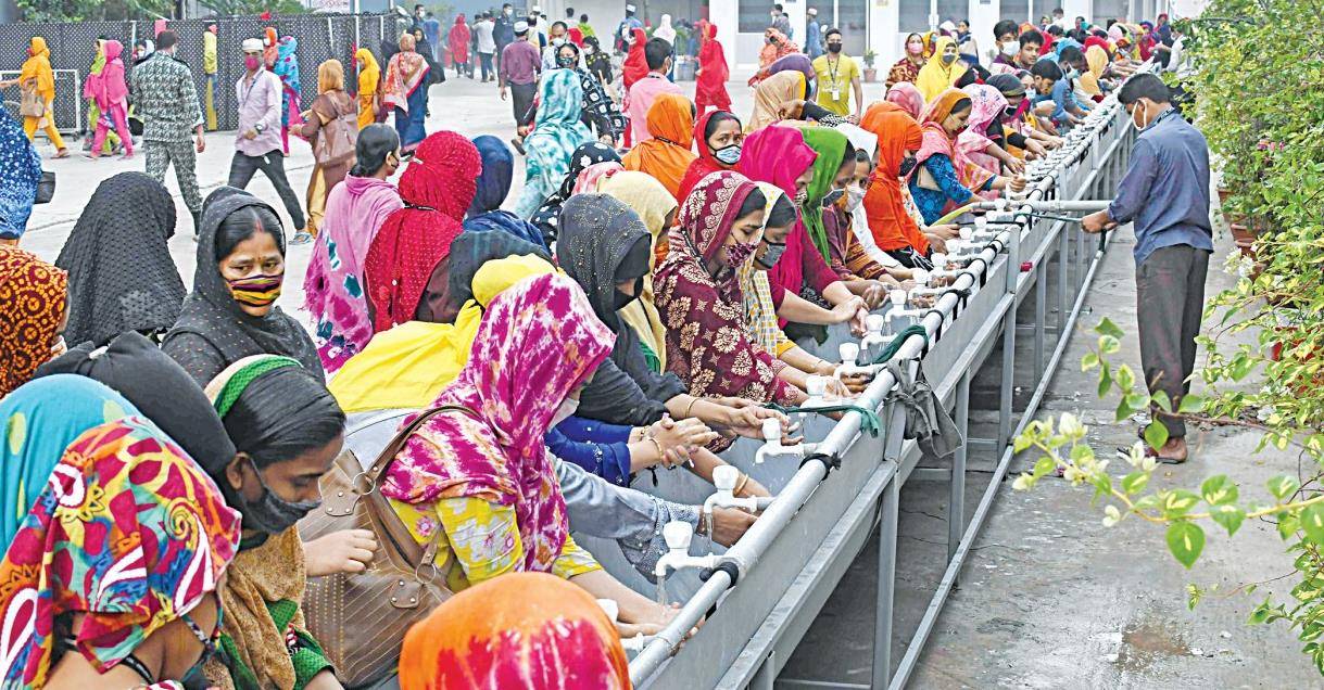 "血汗工厂"孟加拉:发展靠压榨,女工月入500,不进厂或要卖身