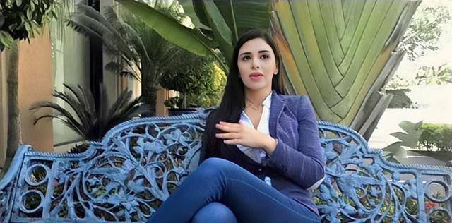 选美皇后:十八岁被胁迫,嫁又矮又丑的男人,生儿育女,同流合污