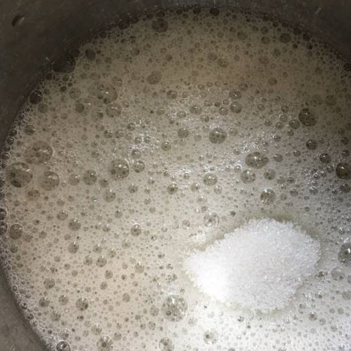 自制抹茶草莓蛋糕卷,做法如此简单,好吃到无法自拔