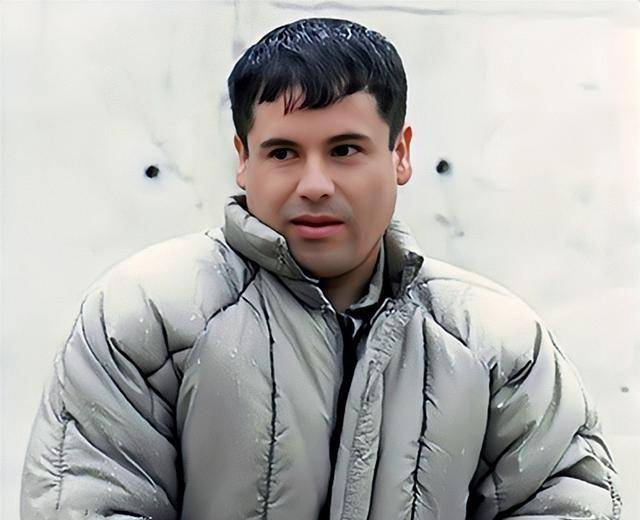 选美皇后:十八岁被胁迫,嫁又矮又丑的男人,生儿育女,同流合污