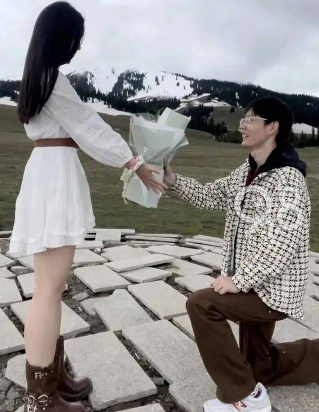 逃离传统!这届年轻人把婚礼玩出"新花样"_吴女士_仪式_旅行