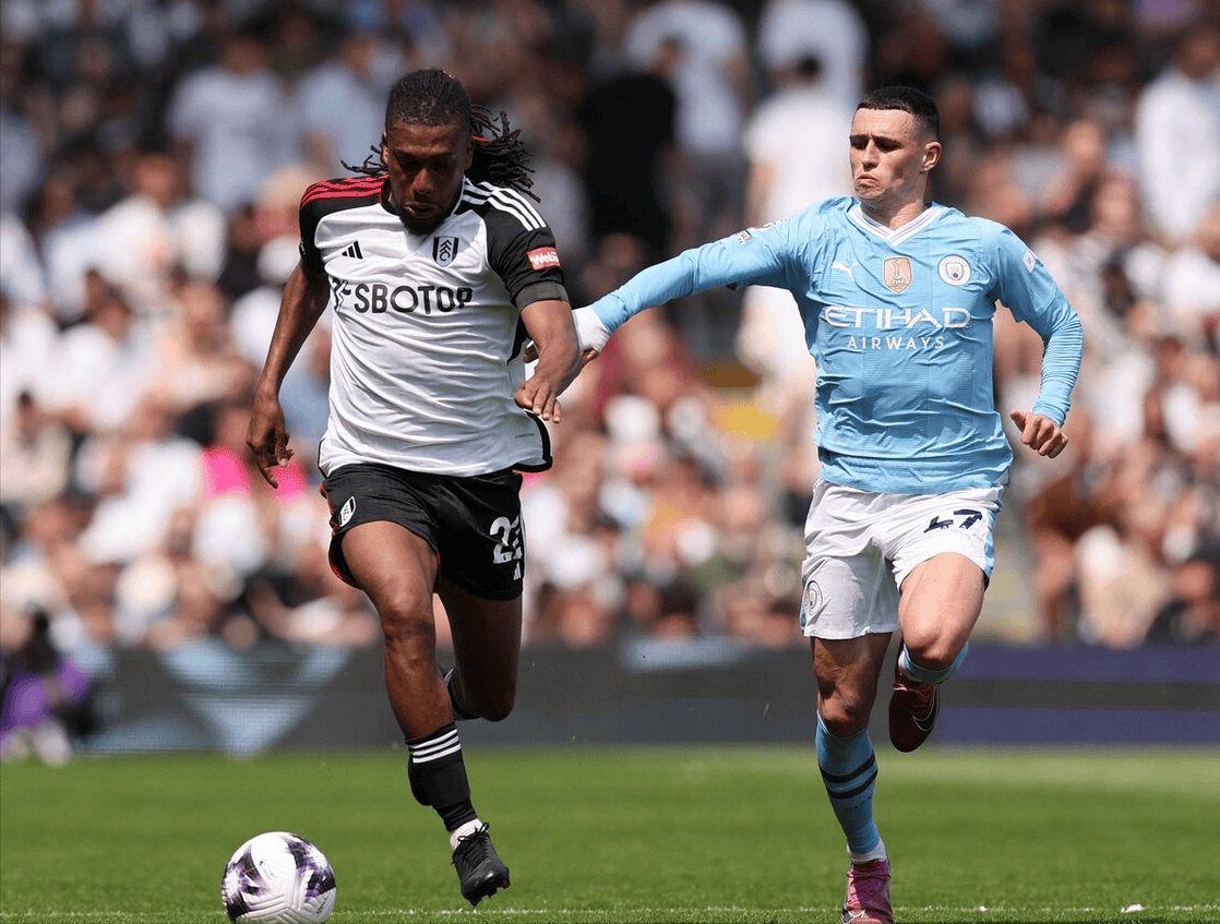 值得一提的是在这2平1负之前的比赛中富勒姆队有过掀翻阿森纳队的壮举