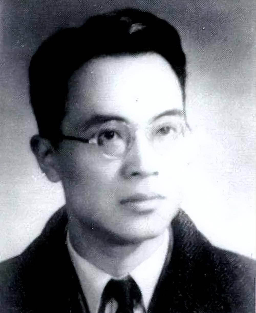 "给我水喝,给我饭吃,我是吴宓教授!"吴宓为什么不忘教师身份