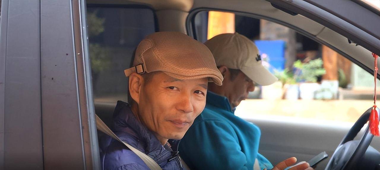 贺湘闽另外透露,梁成已经写好了遗书,在其中同孩子交代了身后事,没有