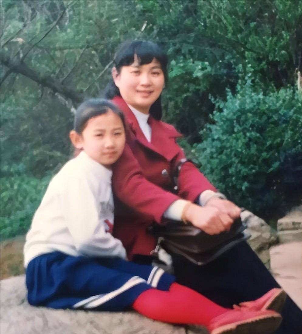 何雯娜:奥运夺冠后意外走红,退役嫁富商被嘲拜金,如今过得怎样