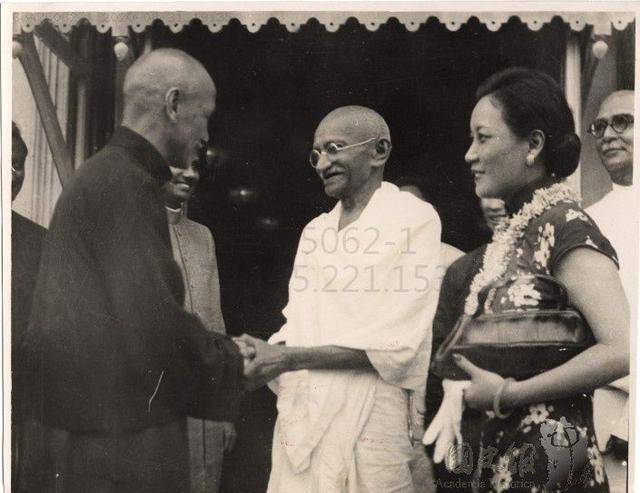 "圣雄"甘地,印度国父甘地的一生