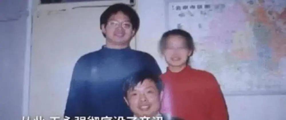 北大博士王永强:移民美国20年不回家,母亲重病也不管,为啥?