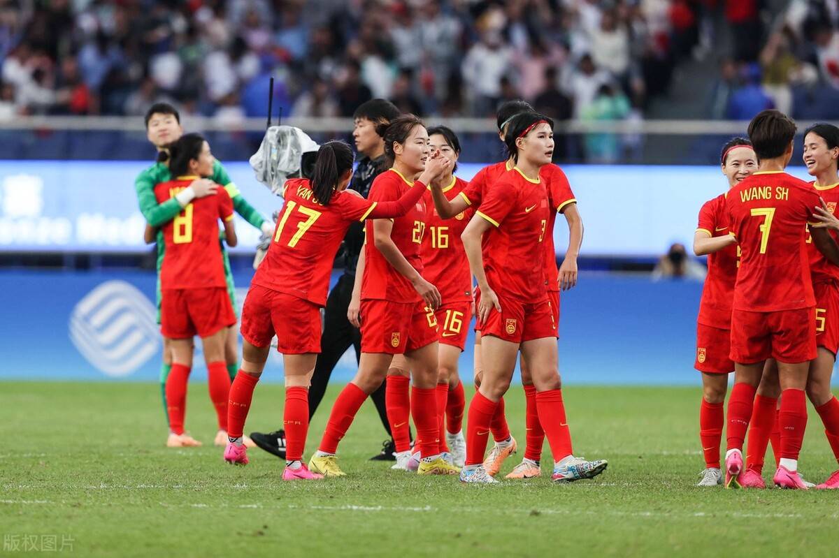 李铁老友,已失业2年,50岁国家队执教经验仅1年_中国女足_米利西奇