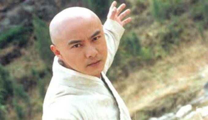 这个男孩俗家名字叫张君宝,从少林寺学艺多年以