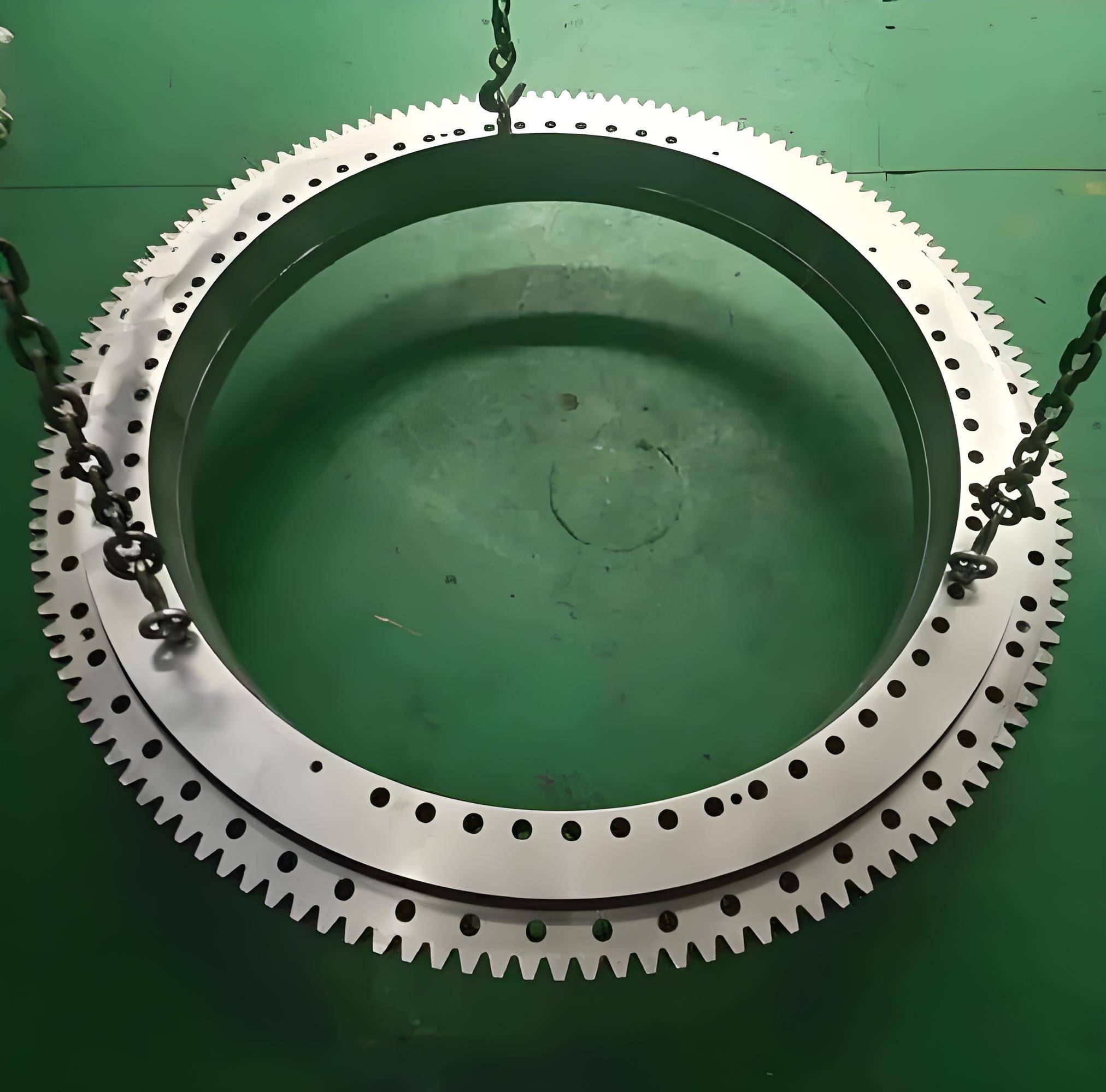 国扬精机专注yrt1200转台轴承制造,精益求精