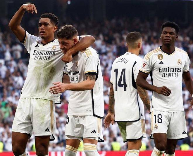 皇马2025大计:今夏签4人,明年砸1.1亿巨星