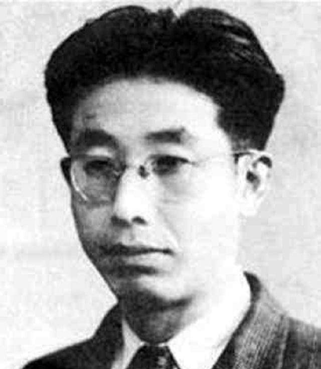 16岁逃婚被抛弃三次,31岁离世,骨灰放在鲁迅墓旁_萧红_萧军_汪恩甲