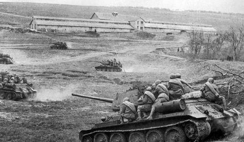 巴拉顿湖战役:苏德战争最后的豪赌,德国党卫军输得有多惨?