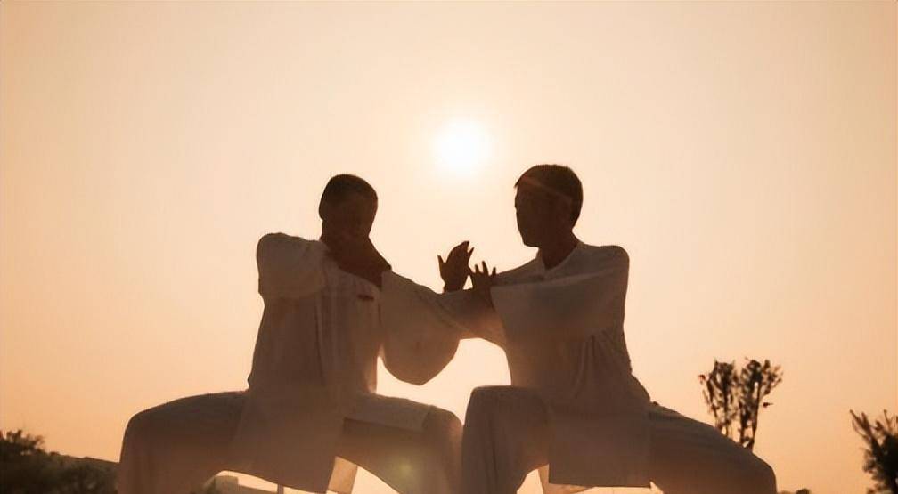 功夫高手在清末扎堆,为什么太极,八卦和形意拳突然集体涌现?