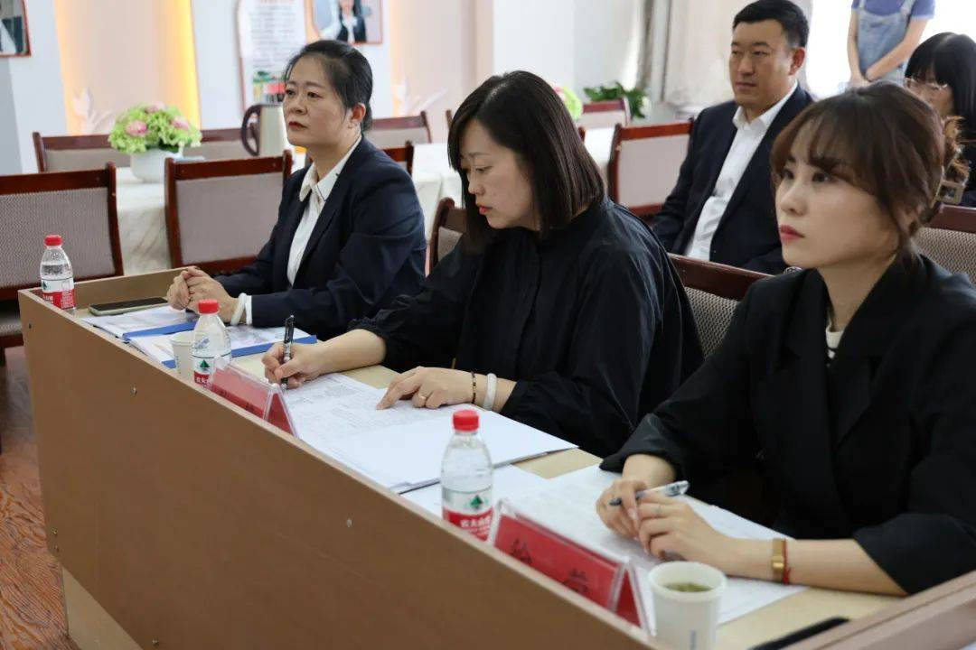 包头市昆区第二实验小学,中期验收明思路 专家指引促成长