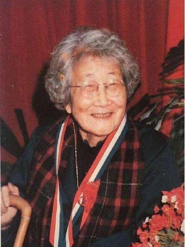 苏雪林:与张宝龄婚后分居32年,无一儿女,晚年感叹未照顾好他