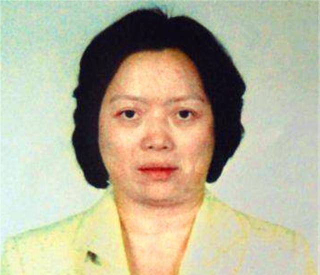 女蛇头病逝于美国,数百辆林肯灵车队,挤爆了美国唐人街_郑翠萍_偷渡者