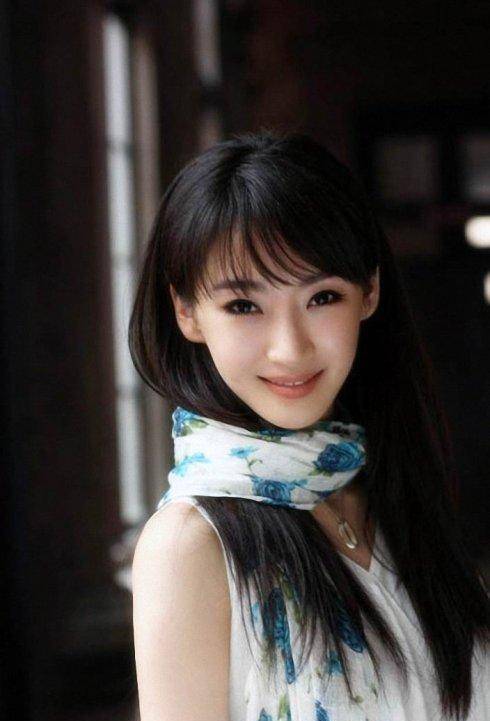 她姓爱新觉罗,2005年出道后从不接清宫,却为刘德华破例