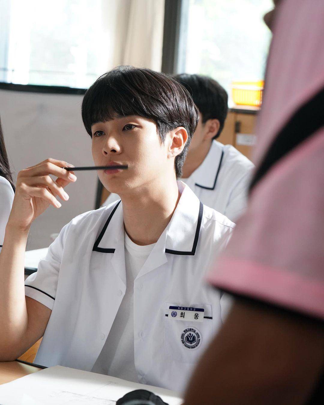 盘点13位「邻家男孩感」韩国男神欧巴,崔宇植,金宣虎上榜