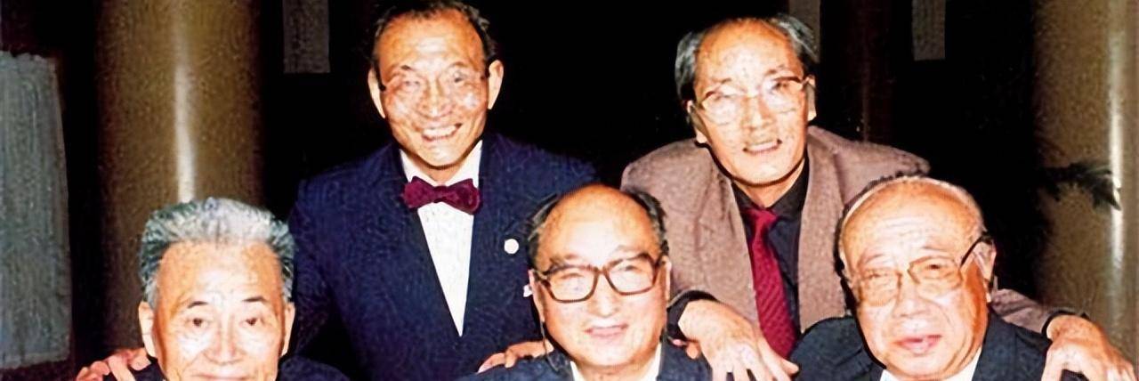 陈述:演《渡江侦察记》出名,晚年病重二妻筹钱,死后子女争房产_李波