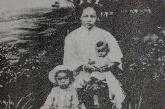 1993年杨虎城遗孀病逝,临终提出"违规"请求,陕西政府破例批准