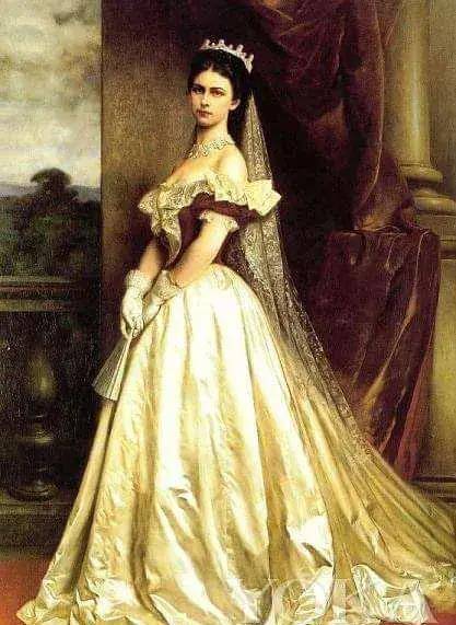 茜茜公主年轻时备受婆婆欺负,熬成婆后却苛待自己的儿媳妇